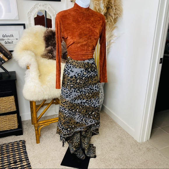 Animal Print Versatile Wear Poncho Cape Cloak O/S - Picture 8 of 13